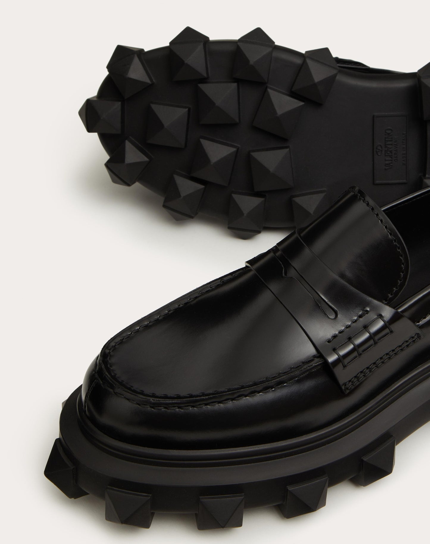 Valentino Garavani Trackstud loafer