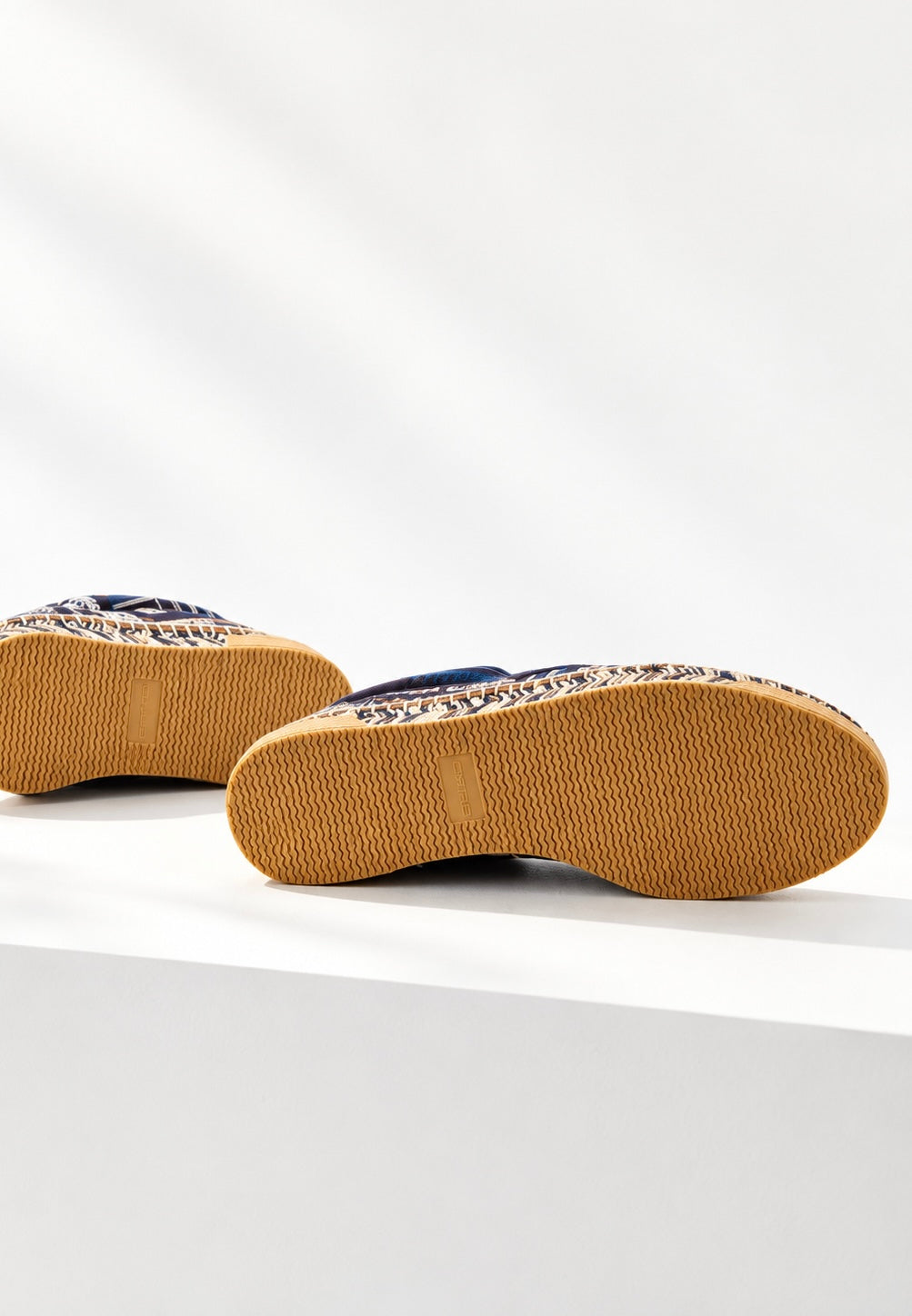 ETRO
BANDANA-PRINT
ESPADRILLES