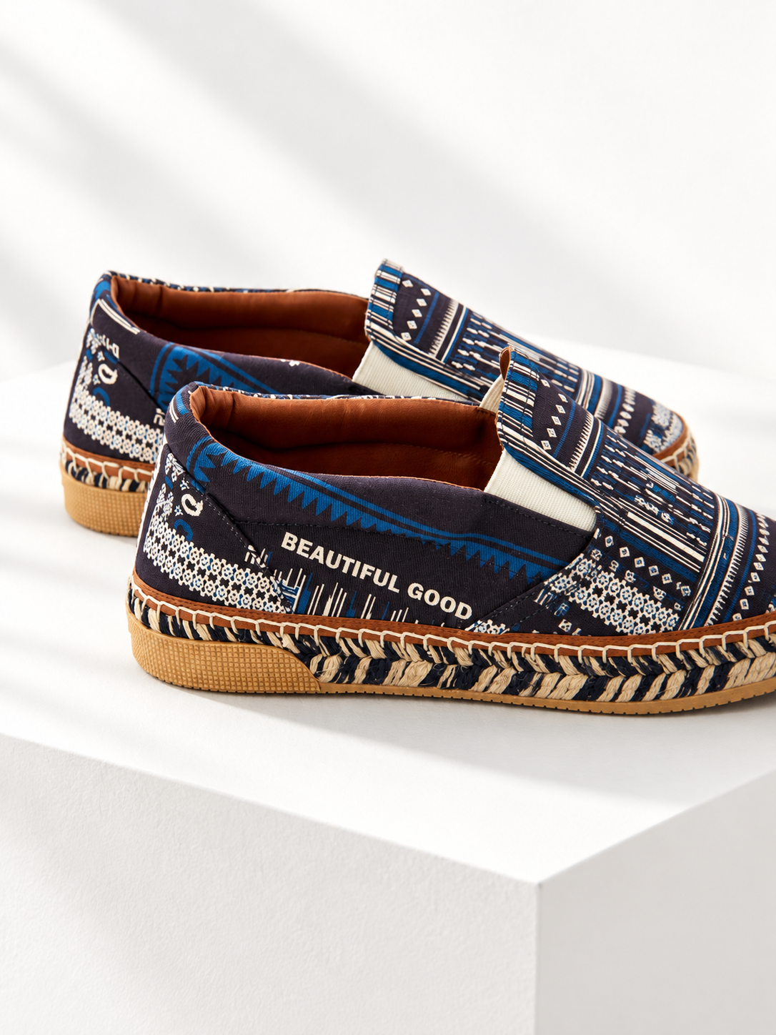 ETRO
BANDANA-PRINT
ESPADRILLES