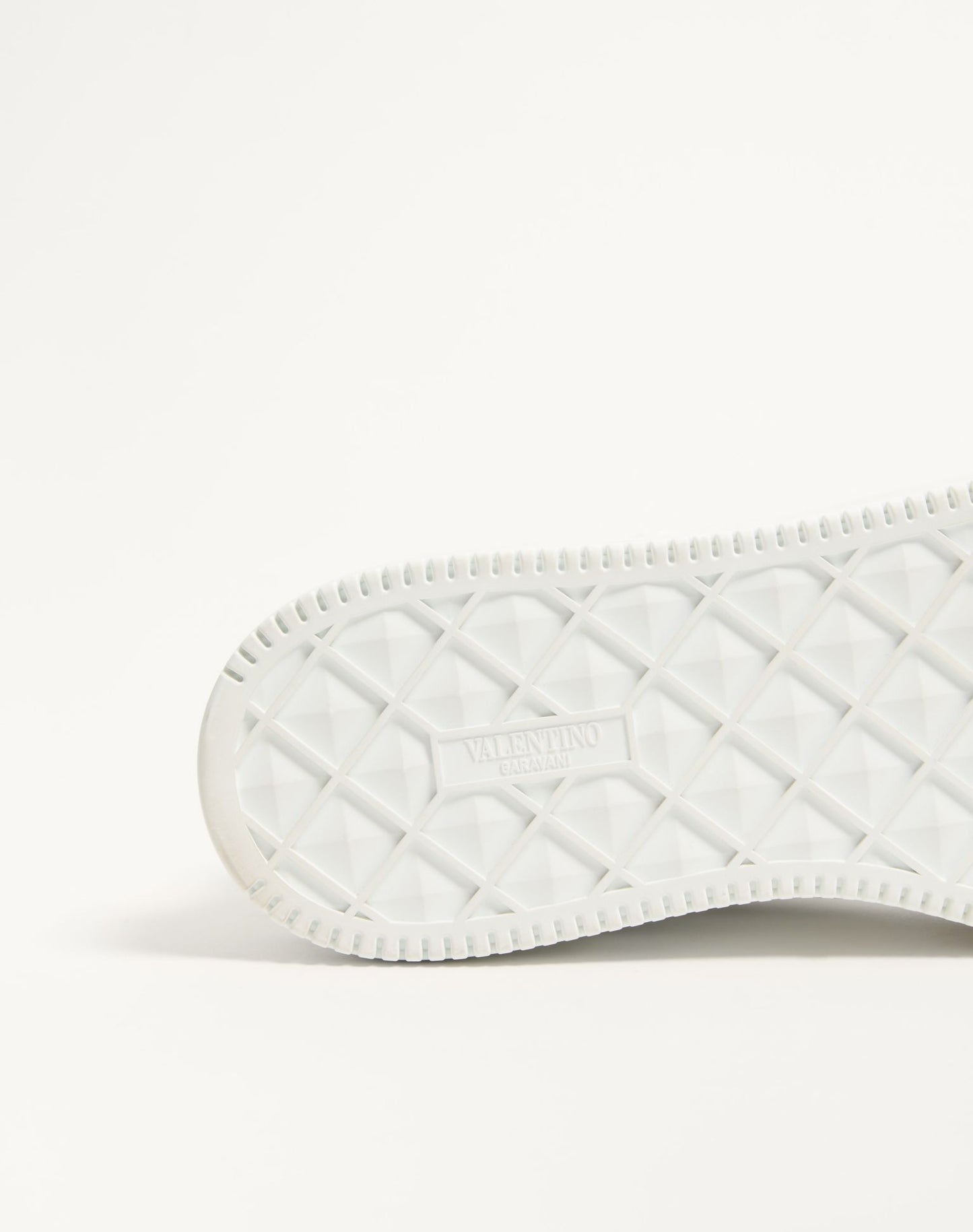 Valentino Garavani One Stud Leather Low-Top Sneaker