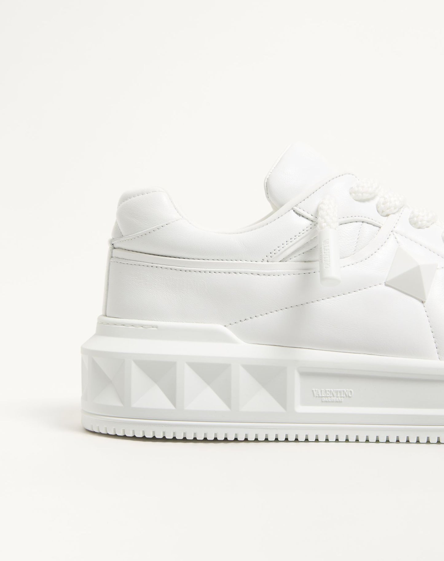 Valentino Garavani One Stud Leather Low-Top Sneaker
